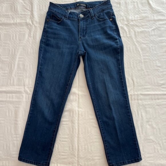LEE | Curvy Fit Size 4 Petite Stretch - Picture 4 of 12
